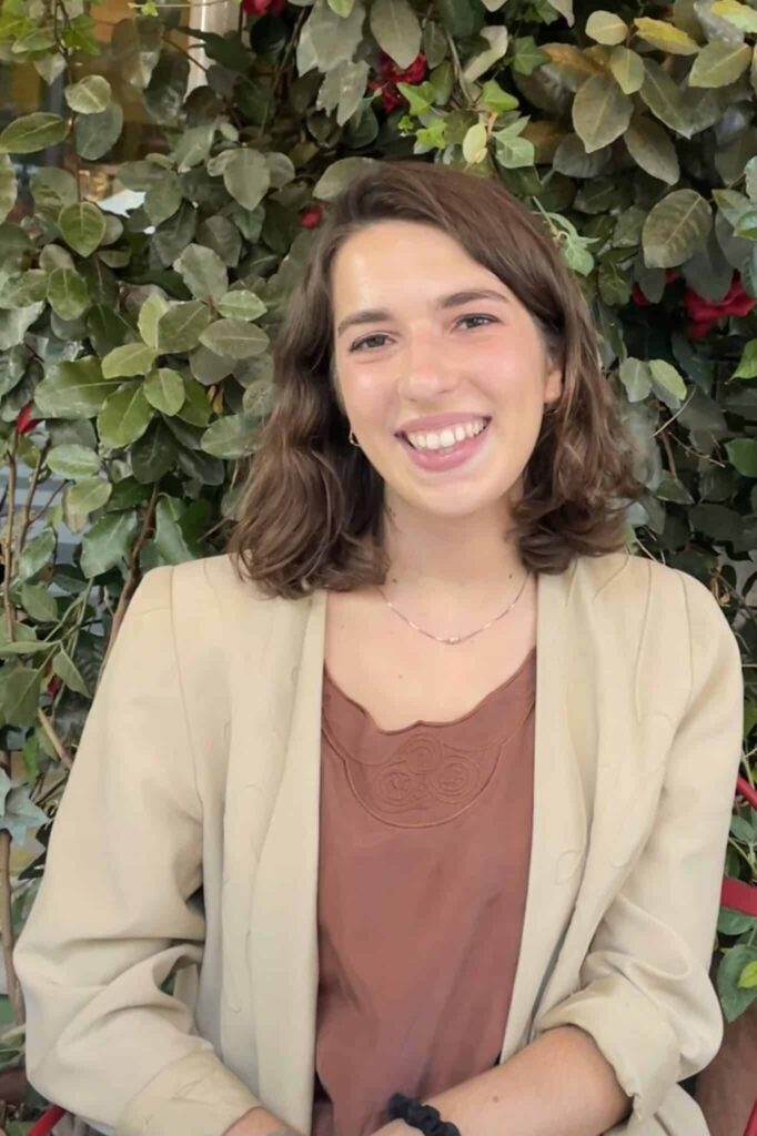 Administrator Mia Tucker